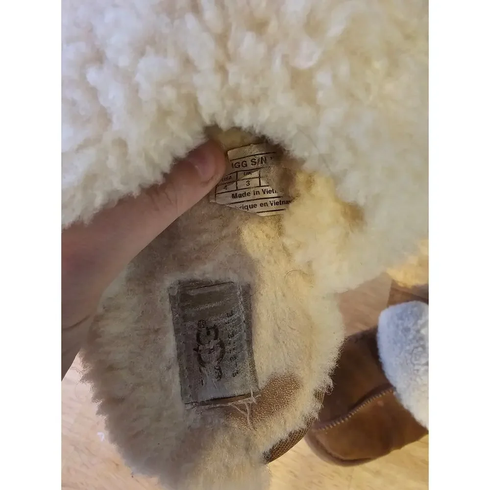 UGG Disquette Slippers Big Kid Size 2.5 big kid Chestnut Platform Shearling Cozy